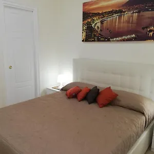 Bed & Breakfast La Dolce Dimora, Naples